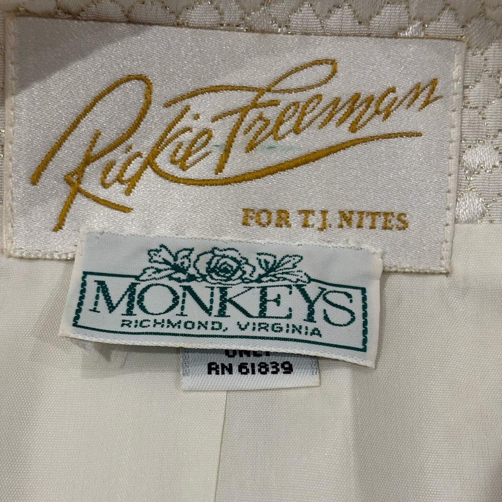 2PC RICKI FREEMAN TJ EVENING CREAM & GOLD & SEQUIN SHORT SLEEVE JACKET & SKIRT 8 - Picture 7 of 8